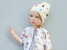 Load image into Gallery viewer, Pom Pom Knitted Kids Beanie
