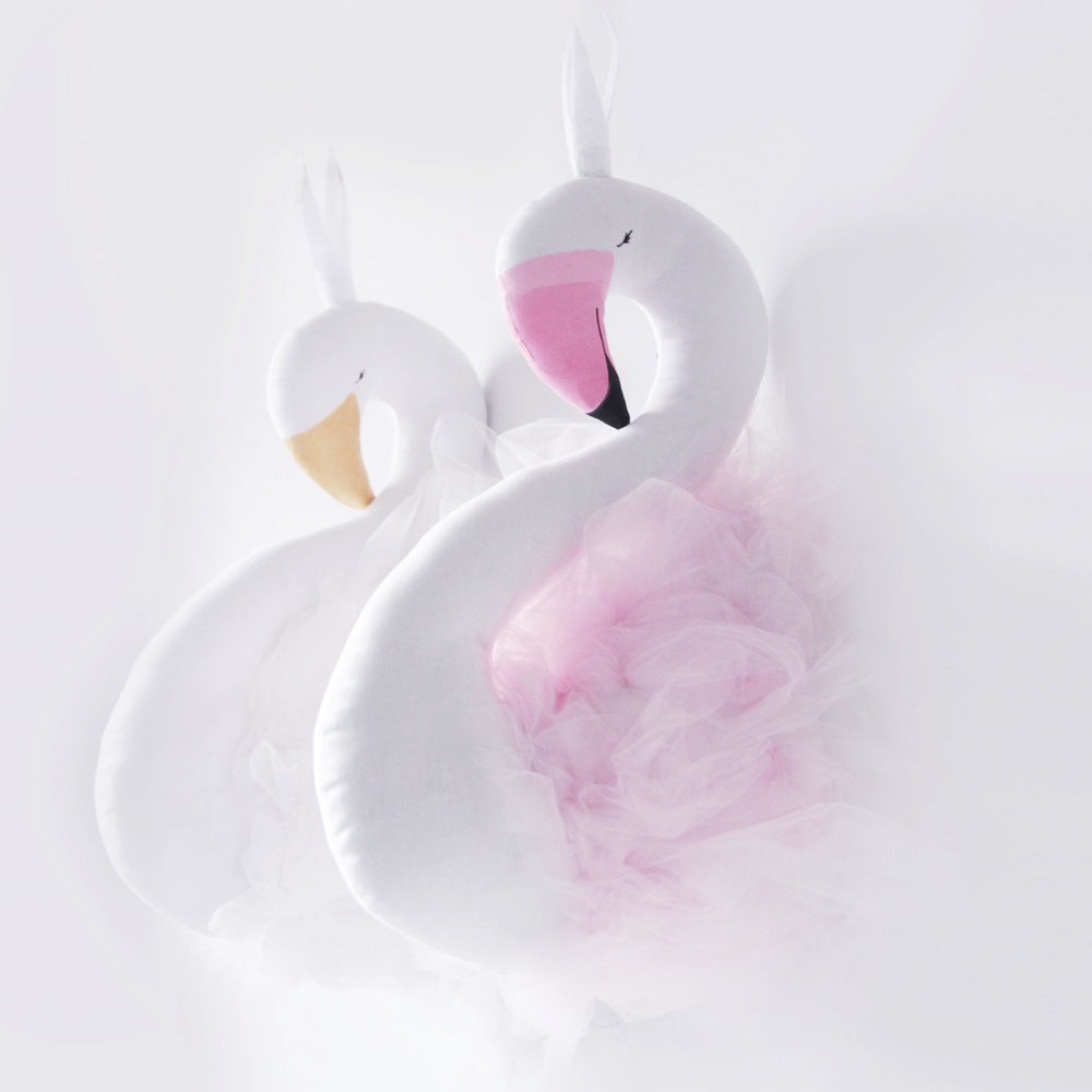 Flamingo Wall Bust- Ilka by Vanessa byrne