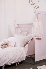 Load image into Gallery viewer, Unicorn print cot quilt cover and pillow set- bonne mére
